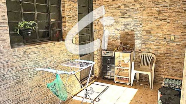 Sobrado 3 Pavimentos à Venda na Zona Sul de SP Referência C5154